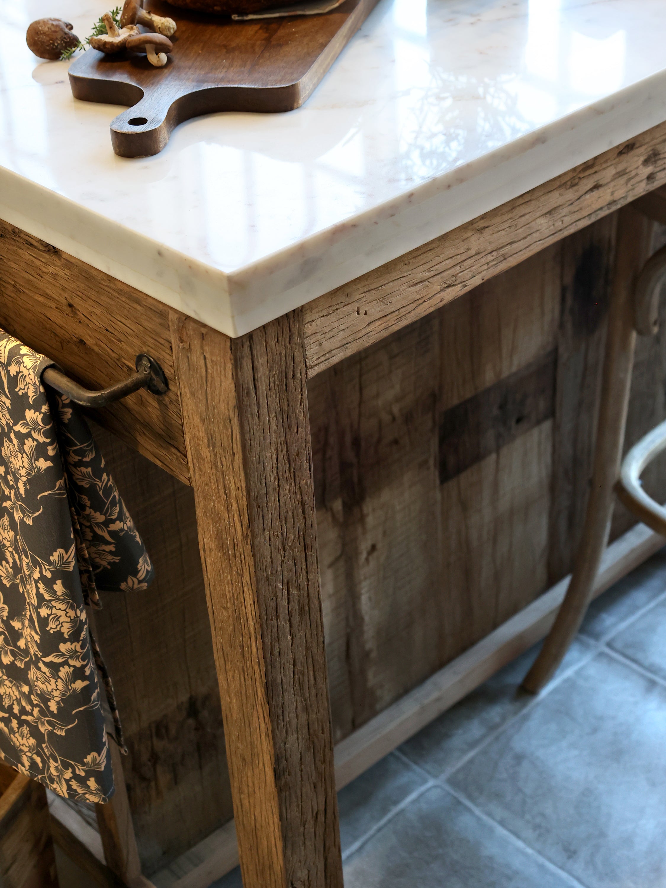 Köögisaar Linda, taaskasutaud puit ja marmor, H97/L120/W60 cm